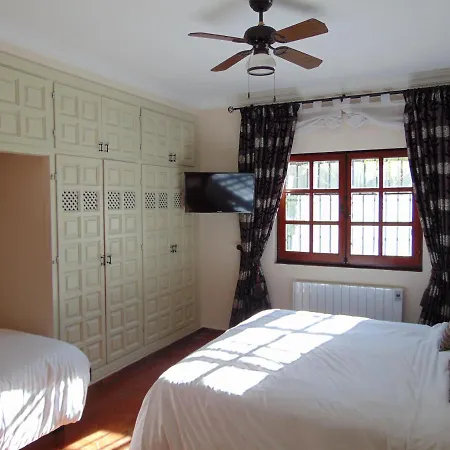 Casa Michael - El Paraiso, Marbella Estepona