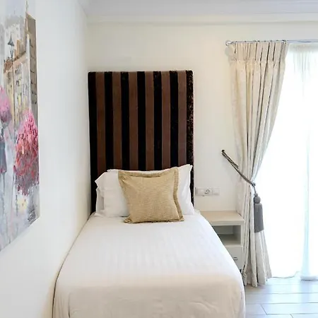 Villa Casa Michael - El Paraiso, Marbella *