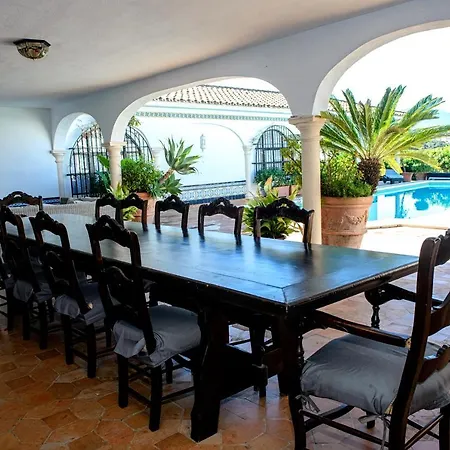 Casa Michael - El Paraiso, Marbella Villa