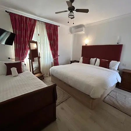 Casa Michael - El Paraiso, Marbella Villa *